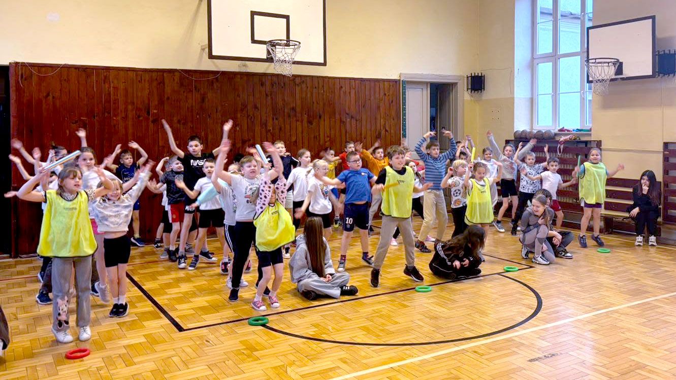 „Kolorowy Łańcuch Empatii” na sportowo- Turniej Sportowy